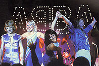 Группа ABBA. Слева направо: Бьорн, Агнета, Анни-Фрид, Бенни;