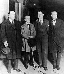 Léon-Paul Fargue, Maurice Ravel, Georges Auric, Paul Morand.jpg