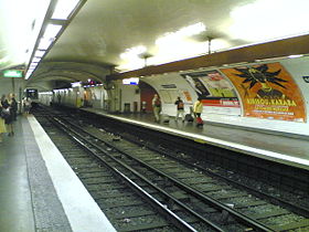 Metro 10 Austerlitz.jpg