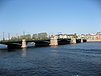 Sankt-Petěrburg, most přes řeku Něvu.jpg