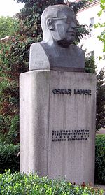OskarLange-pomnik.jpg