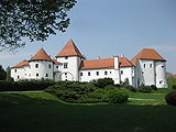 Varazdin Castle in summer 2009.jpg