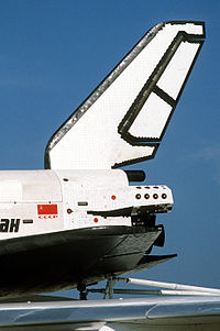 Buran partian left side view on An-225 (Le Bourget 1989).JPEG