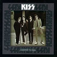 Обложка альбома «Dressed to Kill» (Kiss, 1975)