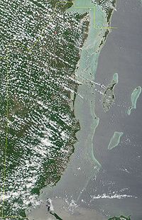 Барьерный риф тянется вдоль побережья Белиза