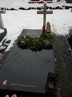 Надгробие Януша Крупского (военное кладбище «Павязки» в г. Варшава)