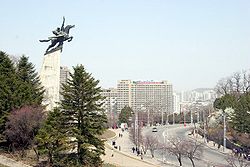 Dprk pyongyang tchholima 05.jpg