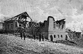 Shemakha 1902 ruins of building.jpg