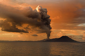 Извержение вулкана Тавурвур 13 февраля 2009 года