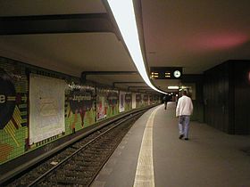 U-Bahn Berlin Jungfernheide.jpg