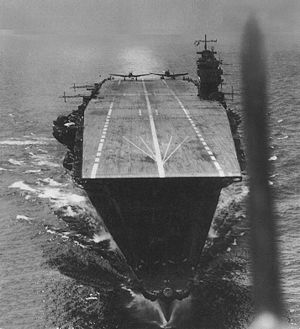 взлет самолета с палубы Akagi, апрель 1942