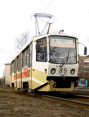 Трамвайный вагон 71-608КМ в Череповце