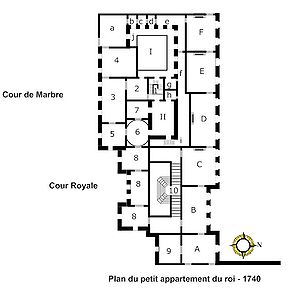 Plan du petit appartement du roi 1740.jpg