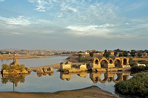Исторический мост в Шуштаре
