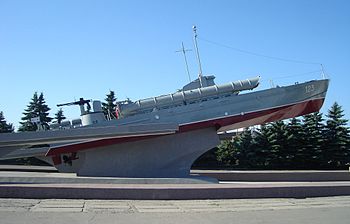 Памятный знак морякам-балтийцам - торпедный катер по состоянию на июль 2010 года