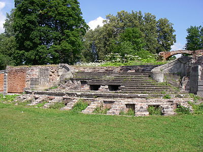 Ruins of Rapti manor.JPG